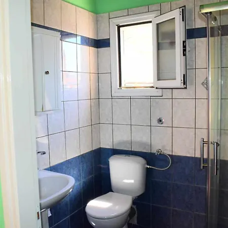 Ostriche House * Pentátion