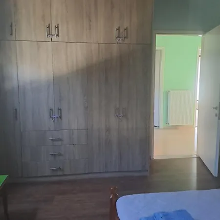 Ostriche House Dom wakacyjny *
